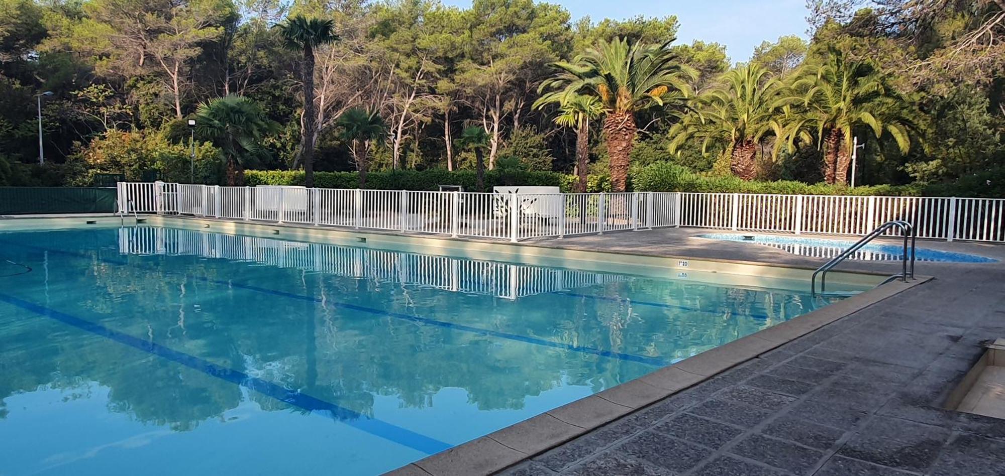 Villa Harmony فالوريس المظهر الخارجي الصورة